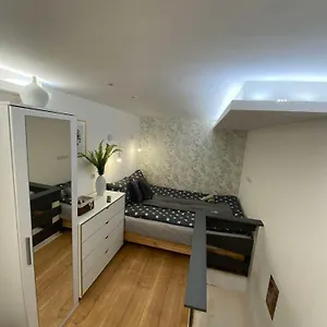 Lazyhome Apartamento